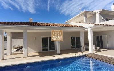 Charming and comfortable villa in Santa Clara.
